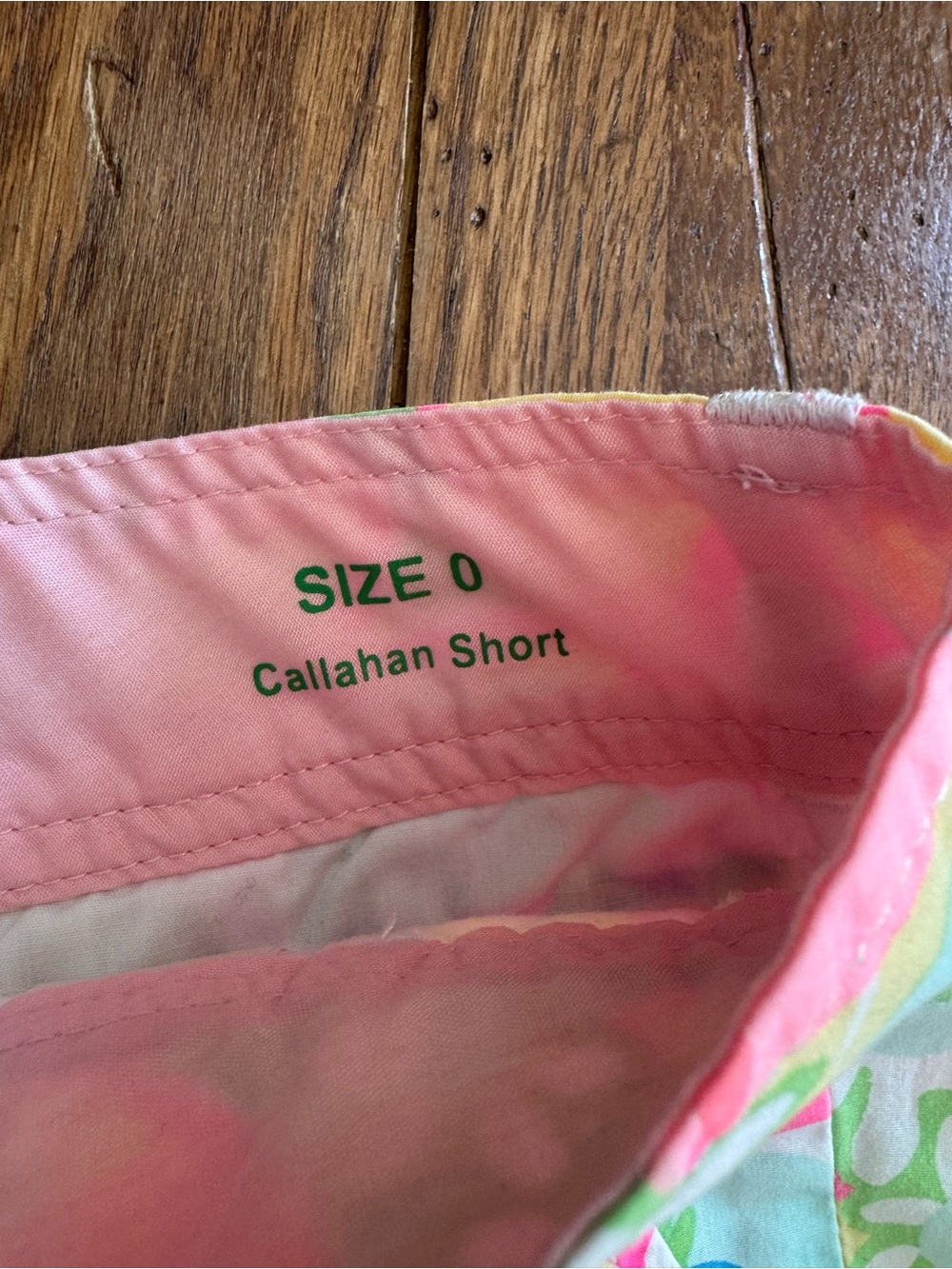 Lilly Pulitzer pink green blue floral Callahan shorts - Picture 3 of 4